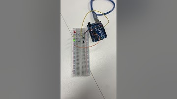 Práctica Semáforos Limpios:      Semáforo con placa Arduino y programa mBlock. Grupo: D7