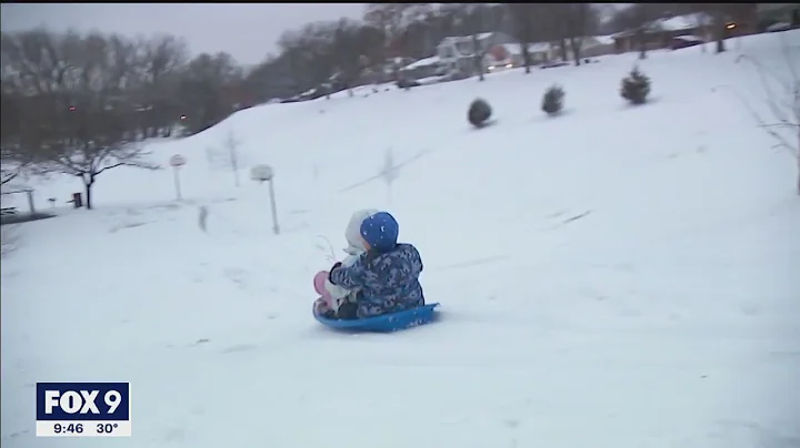 Minnesotans enjoy first major snow of the season