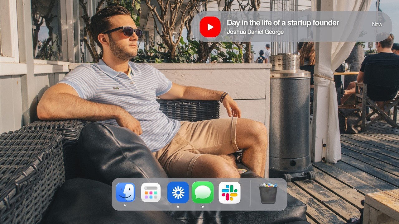 A DAY IN THE LIFE OF A SOCIAL MEDIA BUSINESS OWNER - YouTube