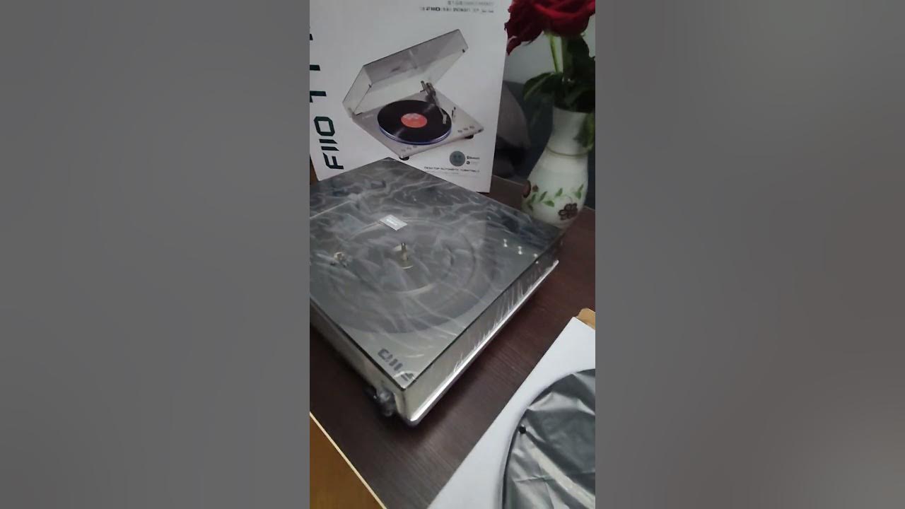 Виниловый проигрыватель FIIO TT13 с блютуз. - YouTube
