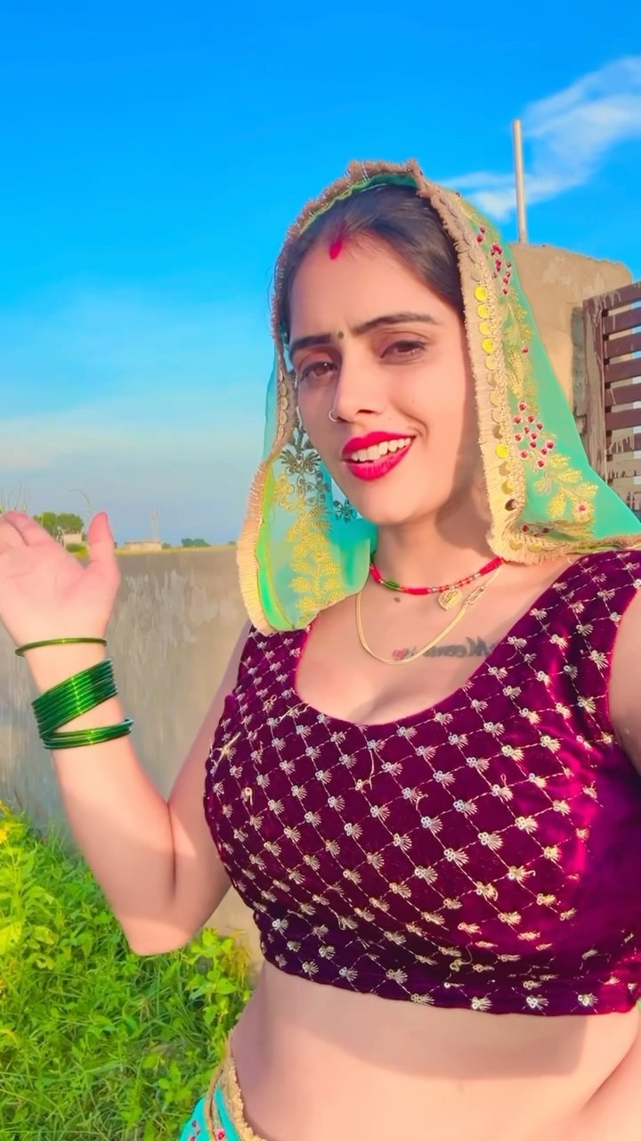 ज़िंदगी बहुत महँगी है #shorts #meenu #trending #ytshorts #viralvideo