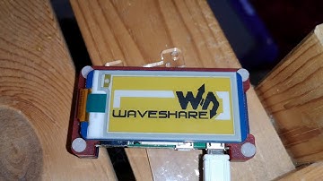 Waveshare yellow 2.13in eink test Warning: this video contains fast flashing images