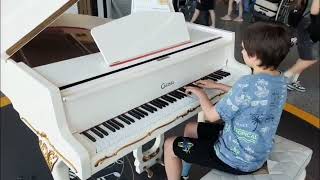 Warsaw Chopin Airport Piano | Kosenko: Raindrops
