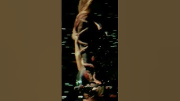 #TAYLORSWIFT - I don