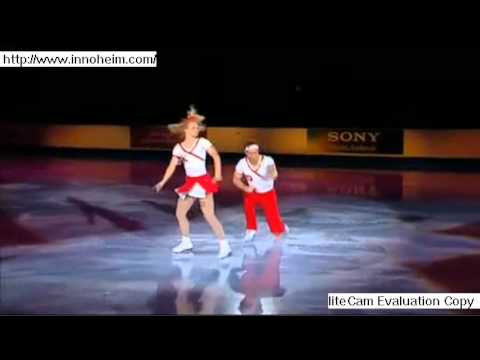 Kirsten Moore-Towers & Dylan Moscovitch: BMO Canadian Figure Skating Championship Gala 2011