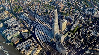 Landing at London City Airport (LCY) on runway 09 (no music)