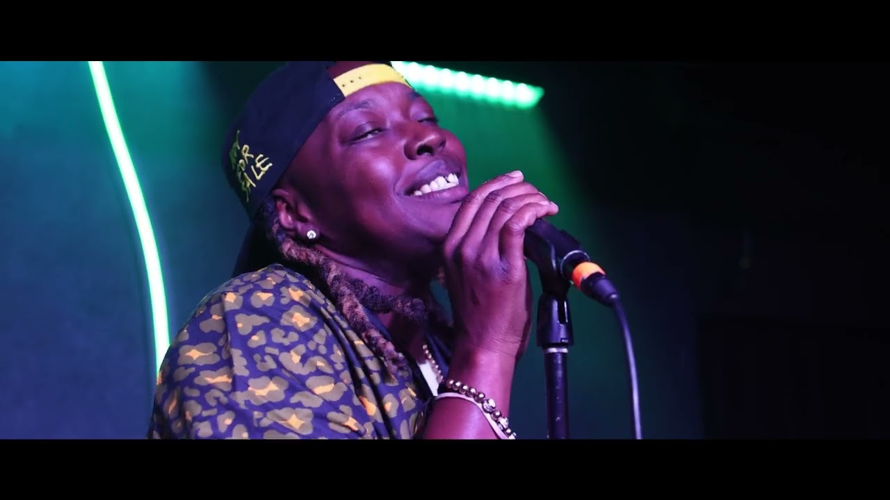 Kia Rap Princess - No Frontin (Performance Video)