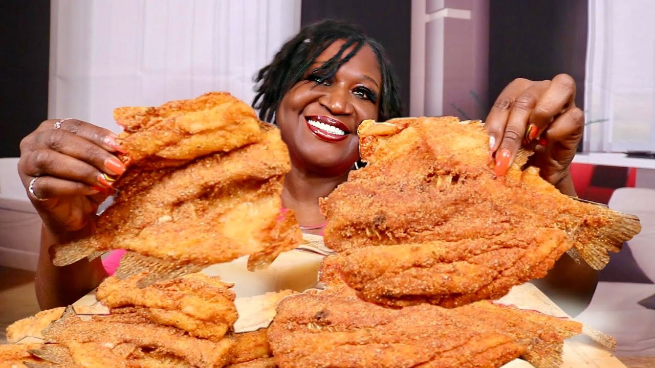 CRISPY FISH AND CHEESY GRITS MUKBANG | EXTRA CHEESY GRITS |LET'S TALK!! | EAT WITH ME | 먹방