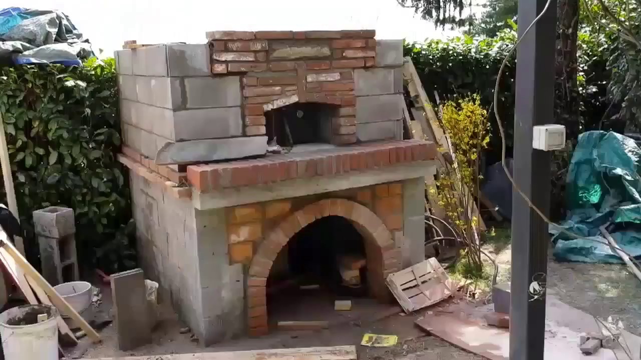 Forno a legna artigianale - YouTube