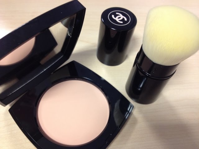 Review: Chanel Les Beiges Healthy Glow Sheer Powder SPF 15/ PA ++ - Skin &  Tonics : Skincare Guides & Product Reviews