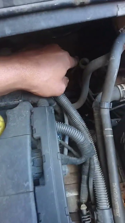 Zafira b hidden steering fluid reservoir! is right thereeeee!