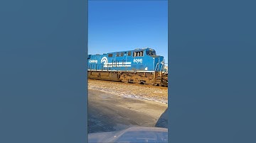 5 Aggressively LOUD Leaders!  "CONRAIL" #8098 trailing NS #4503 + 3 NS led Combined NS #24x & #28r