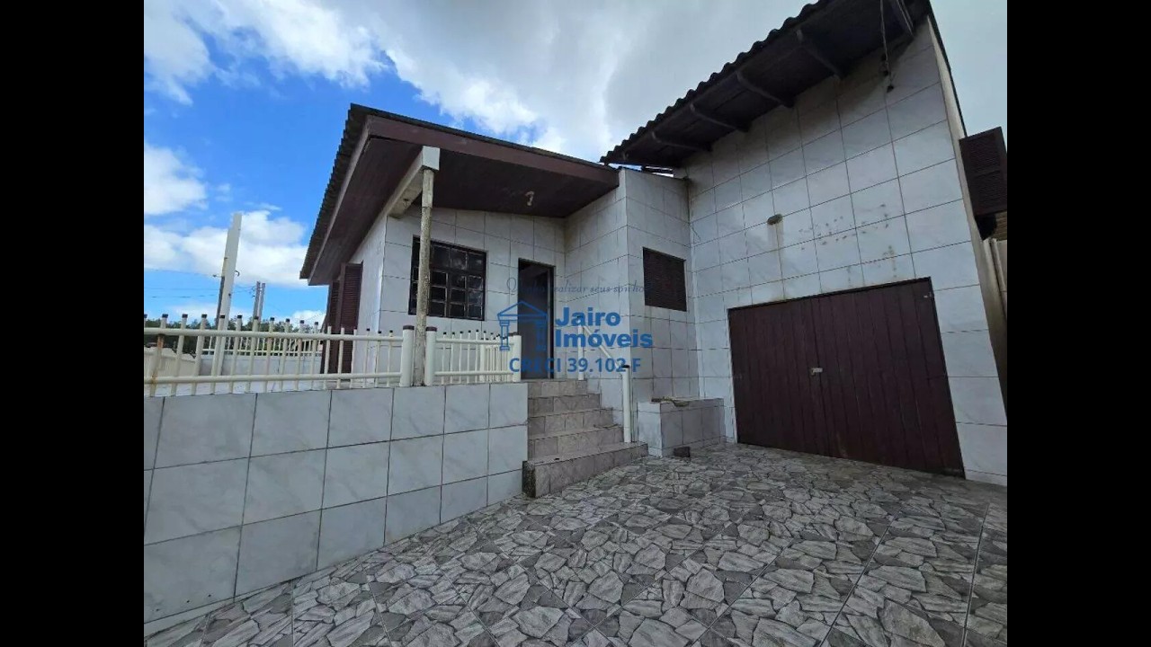 Casa com 3 dormitórios, com vista para o MAR, à venda por R$220.000,00, Centro de Balneário Pinhal!