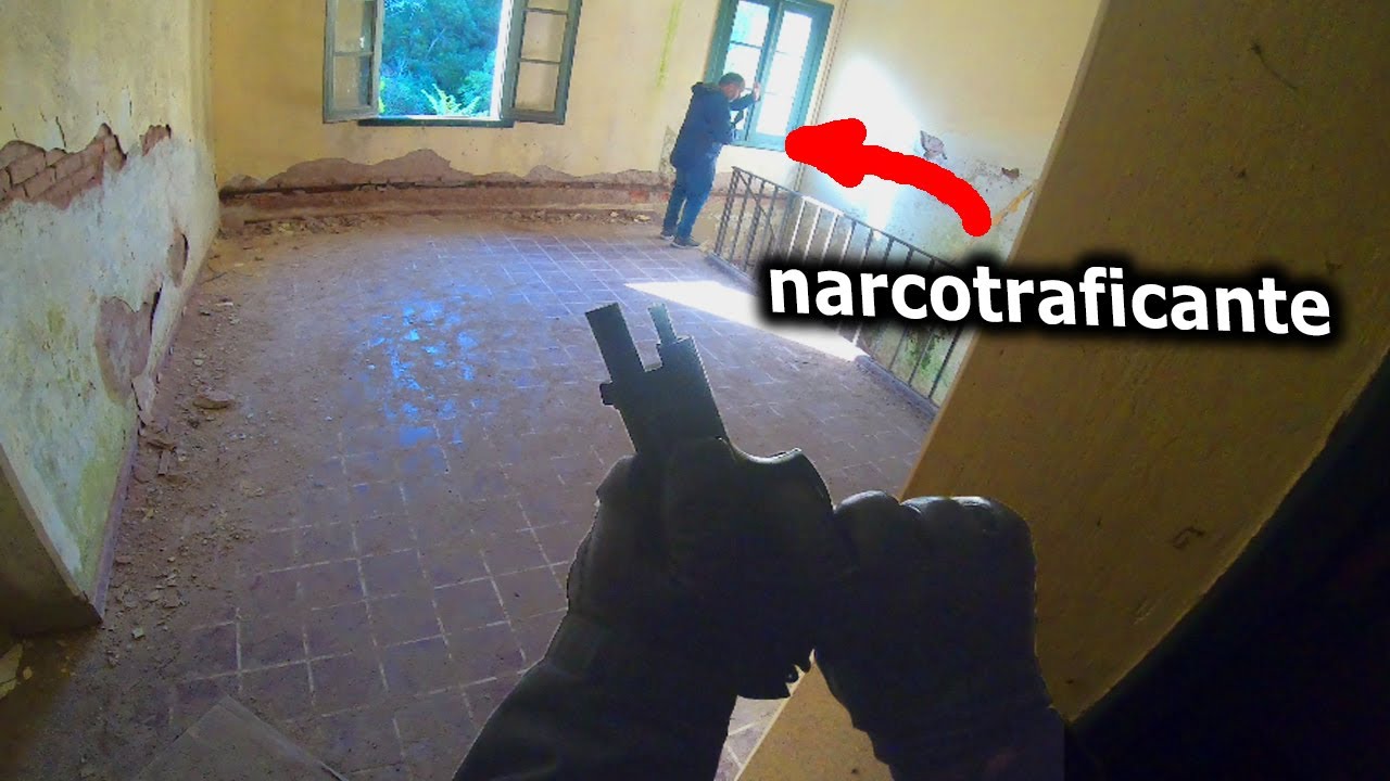 Corriendo NARCOS a los TIROS