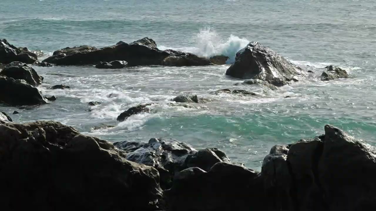 High force strong ocean waves on rocks | 4K free stock footage