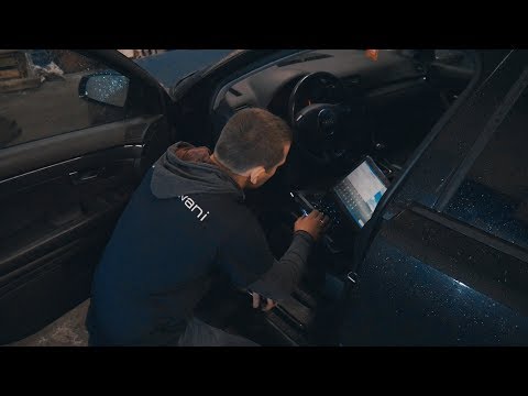 Wideo: Jak podłączyć komputer do samochodu?