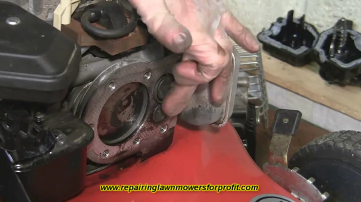 Checking For Stuck Valves On A Petrol Lawnmower (Briggs And Stratton)