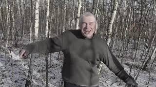 картинка: Геннадий Горин танцует и напевает мелодию под ДСБМ