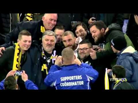 ფოტო კაშიასთან! \"ვიტესი\" აიაქსის მატჩის დროს