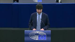 Intervento durante la Planaria di Strasburgo di Brando Benifei, capodelegazione eurodeputati Pd, sui tirocini di qualità nell'Unione europea.