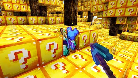 Minecraft UHC but the world is made of Lucky Blocks..