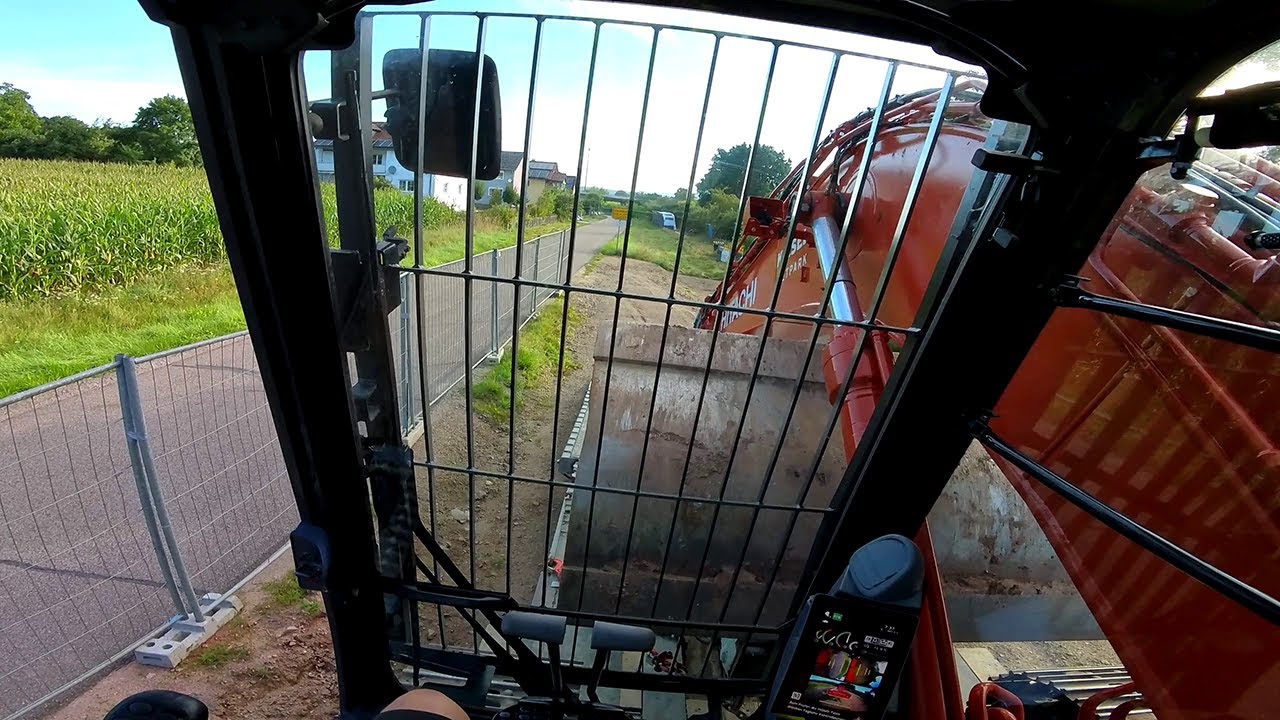 Hitachi ZX210-7 unloading POV