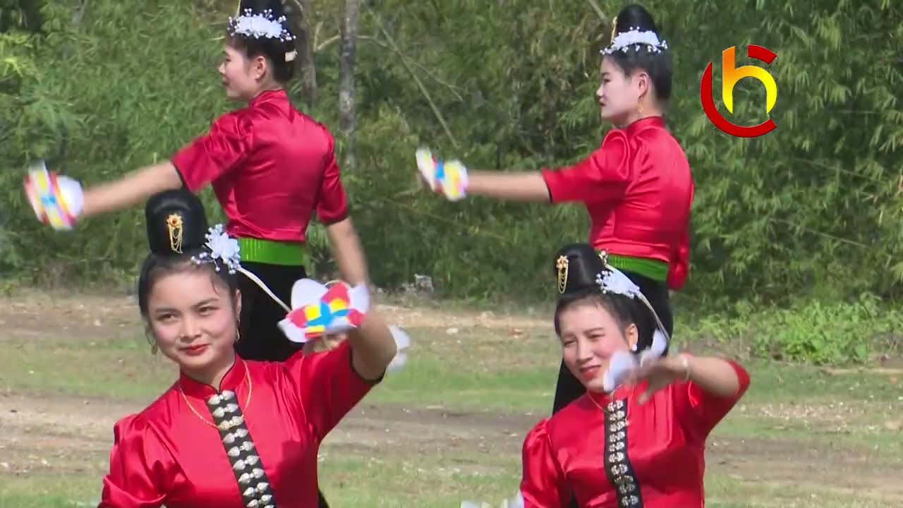 KHẮP TAY: DƯỢN XỨP LANG HÀN-MIA CẮP CHỤ- NHA HẠNG-LỤK PAỰ KHỎI- PAỰ MAỨ MƯA PHÙA-  CÁC GIỌNG CA YÊU