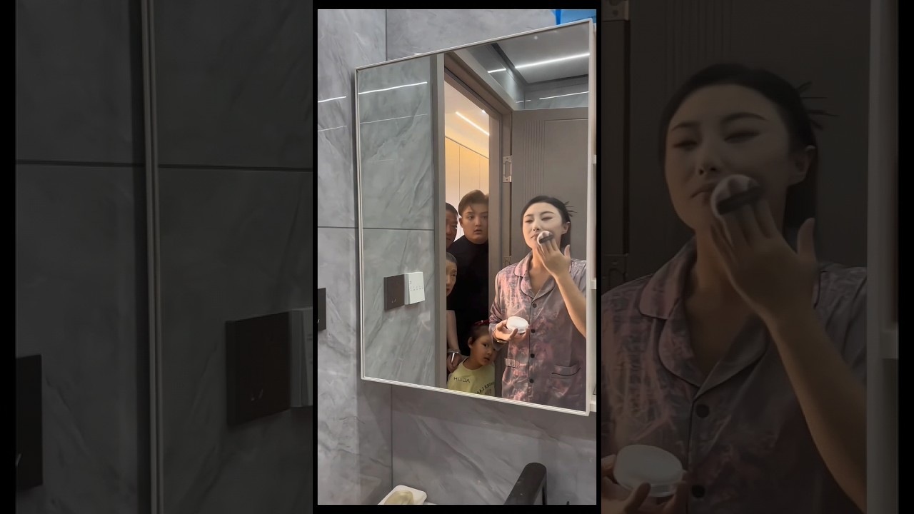 makeup in helicopter style 😂.