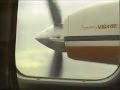 Aero commander haciendo acrobacias