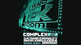 Complex 2 Years Tekroom