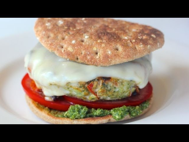 Clean Eating Pesto & Mozzarella Turkey Burger Recipe | Clean & Delicious