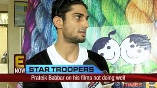 Prateik Babbar celebrates mother's birthday