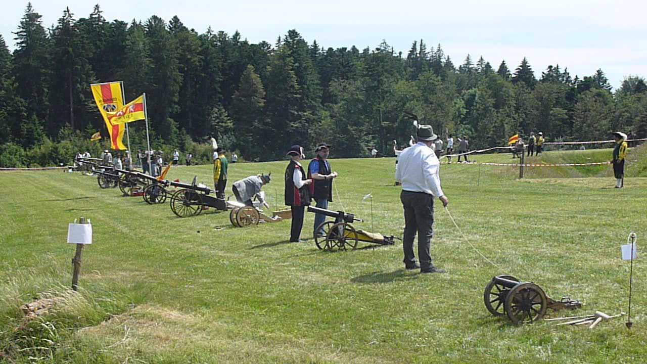 Schwarzwald Boeller Kanonen Reihenschießen