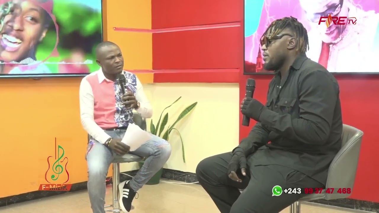 LES AUTRES CHANTENT POUR LES PRÊTRES ET MOI JE SUIS LE BÉNÉFICIAIRE 