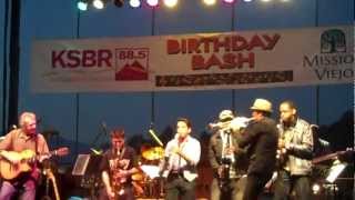 Rick Braun, Dave Koz, Peter White Perform Grazin In The Grass Live at the KSBR Bash chords