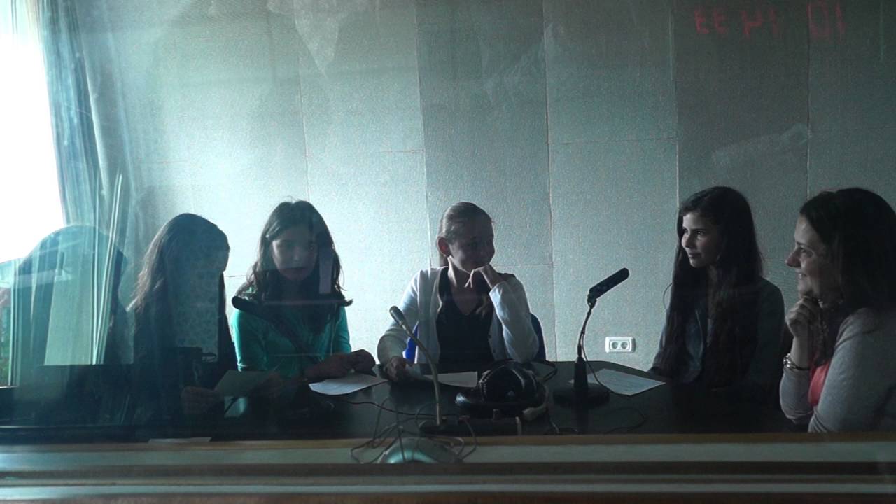radio online Elevi de la generală 19, testându-și abilitățile de prezentatori de știri - 20 aprilie 2016