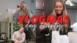 *FUNNY* BAKE WITH US! Vlogmas Day 20!