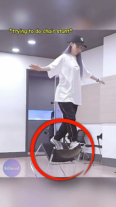 Moonbyul really wanted to do it correctly