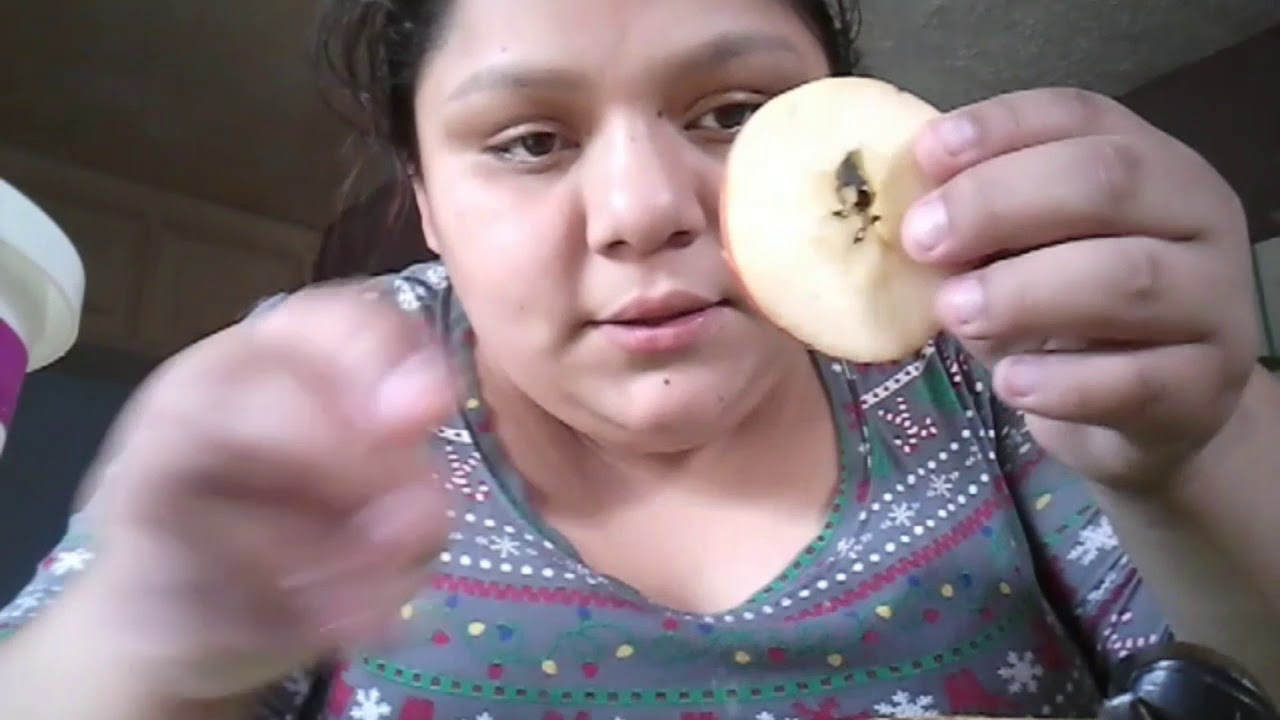 Apple Peanut butter Sandwiches