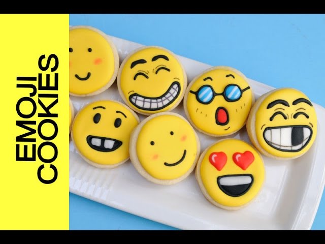 HOW TO MAKE EMOJI COOKIES, DECORATING WITH ROYAL ICING - YouTube