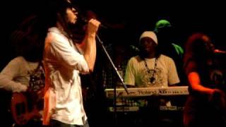 Download Lagu Julian Marley - \ MP3