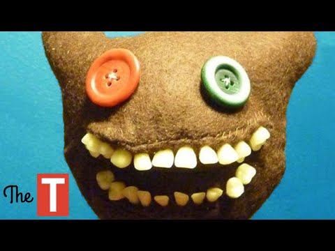 20-creepiest-toys-no-kid-would-want-as-a-present