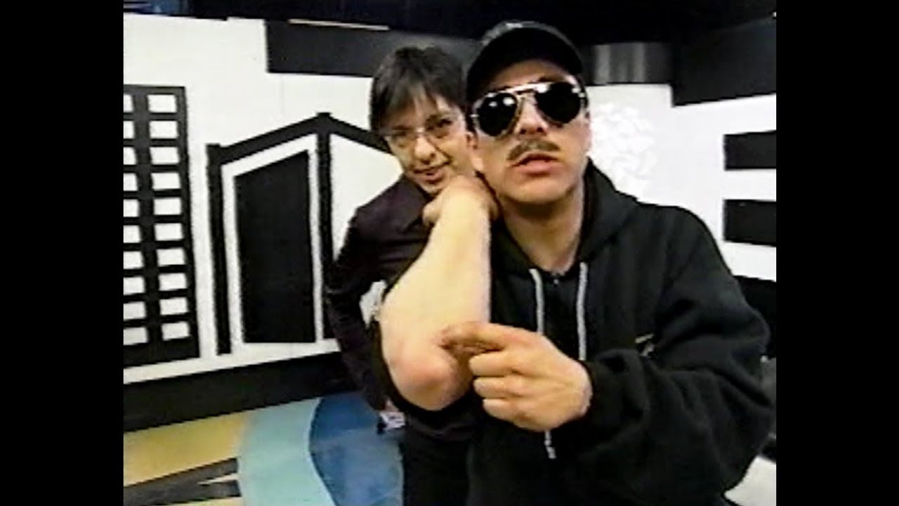 Omar Chaparro - Broma Graduacion y el Coach