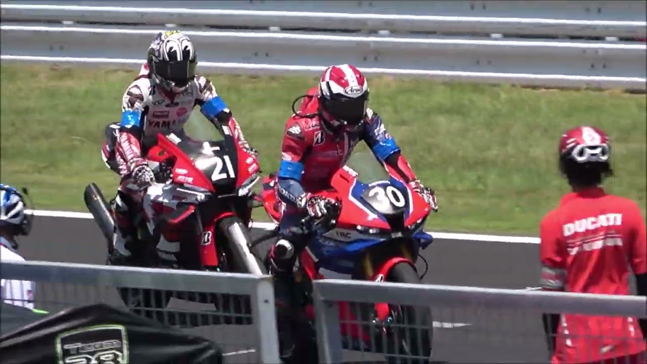 【決勝RACEスタート】 2025鈴鹿8耐  SUZUKA8hours  鈴鹿サーキット