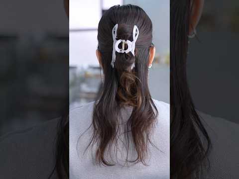 首を振っても落ちないクリップの留め方✨#簡単アレンジ #セルフアレンジ #hairstyle #hair #ミディアムヘア #髪型 #まとめ髪 #大人カジュアル #大人かわいい