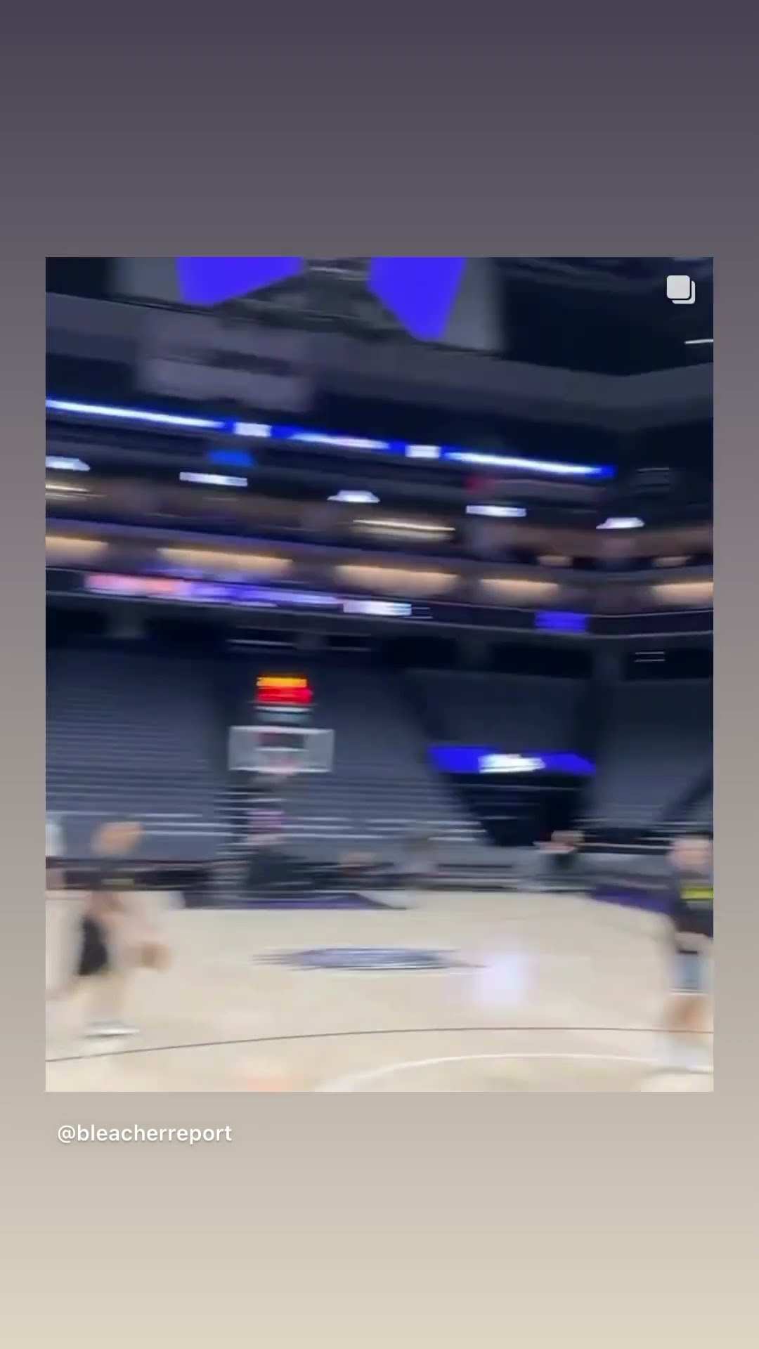Coach still got it #hoodnews #jjredick #coach #lakers #hooper #sports #basketball #omg #how #wow #i