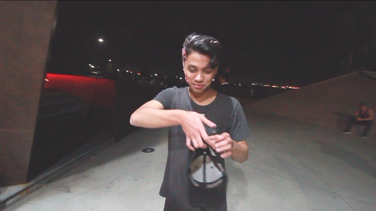 VOMIT FLAVOURED JELLY BEANS! 🤢 (BEAN BOOZLED CHALLENGE) Erick Dela