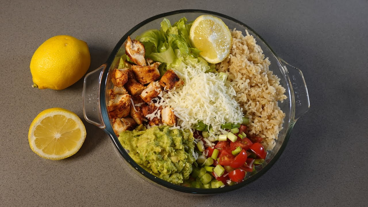 10-Min Healthy Chicken Bowl – Easy, Delicious & Packed with Flavor! 🍗🥑🧀
