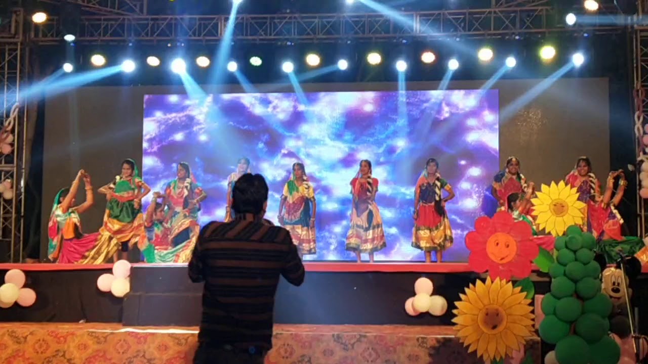 Kajri Form Kajari dance form of uttar pradesh - YouTube
