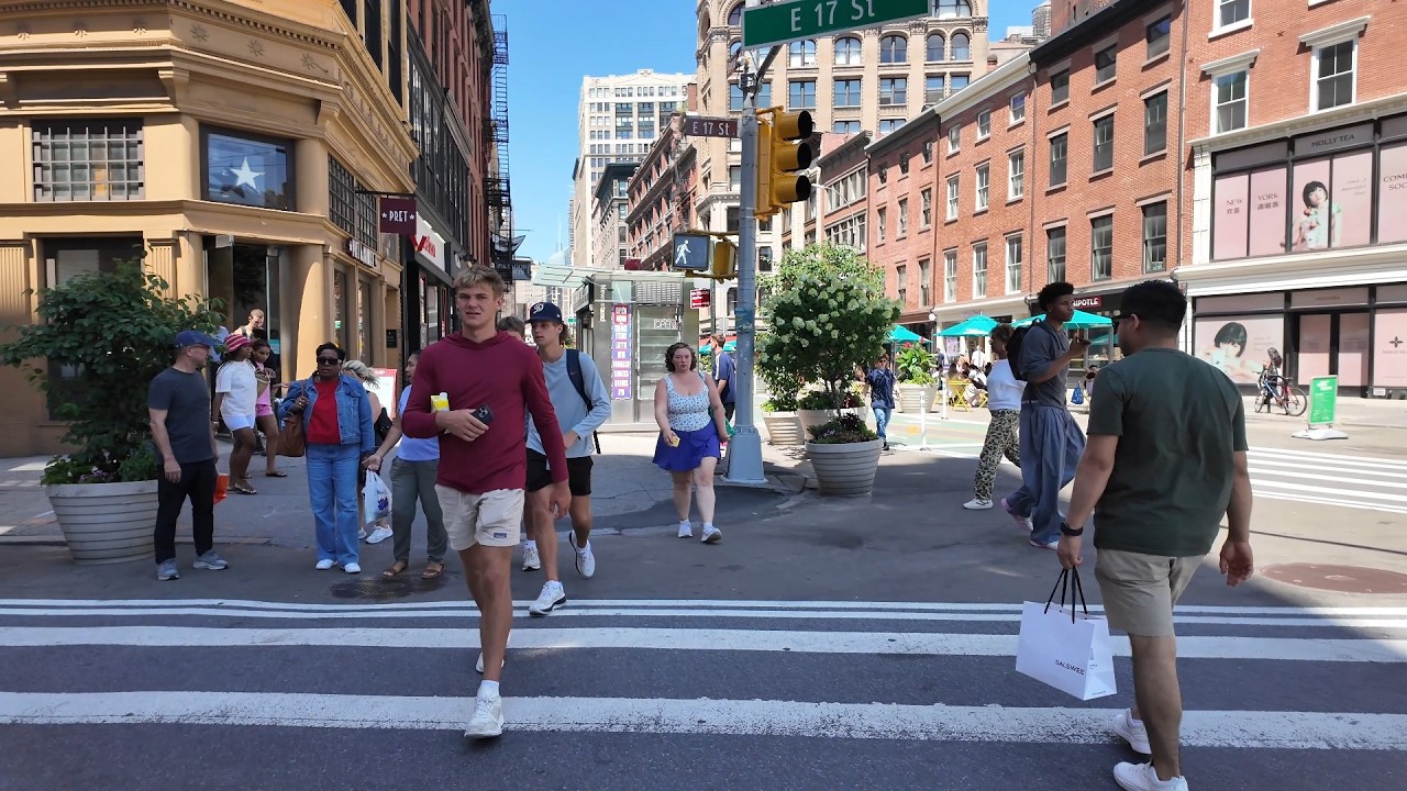 Strolling Through Downtown NYC: From Union Square to Washington Square Park – Video